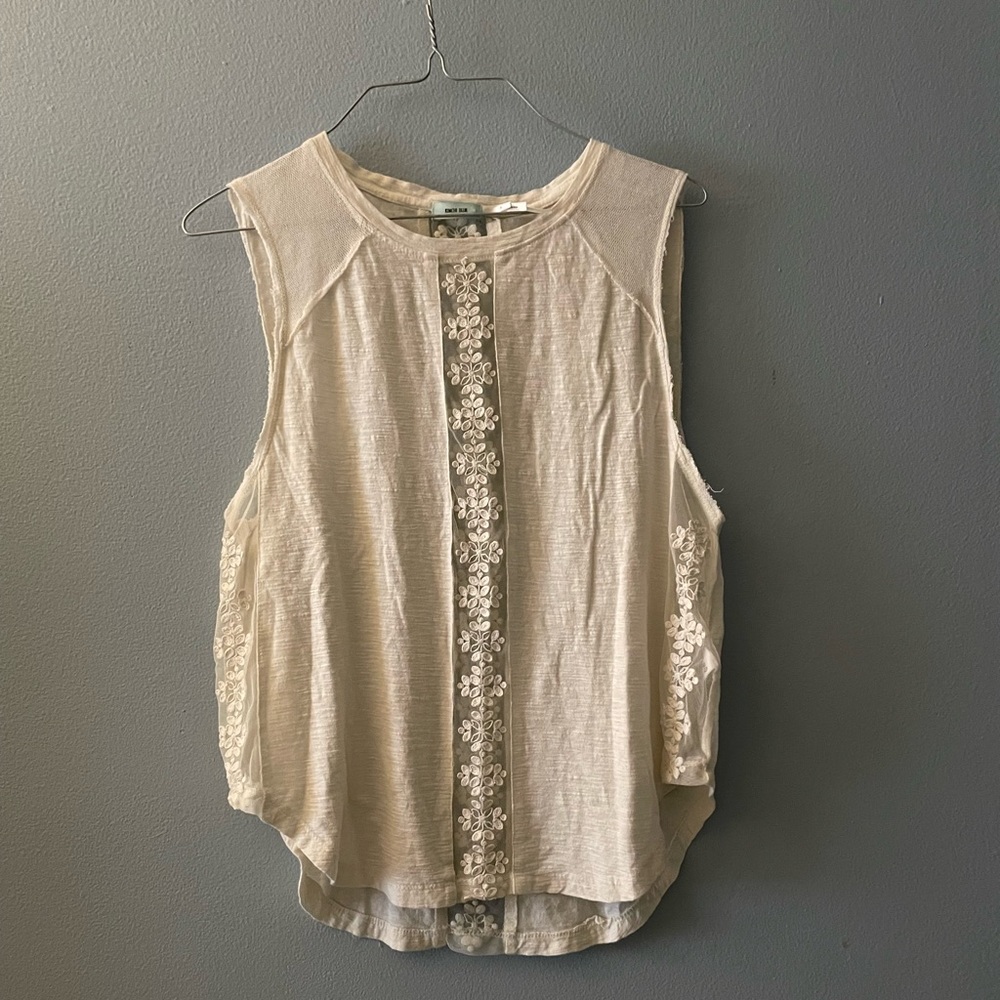 Kimchi Blue cream top. Size S.